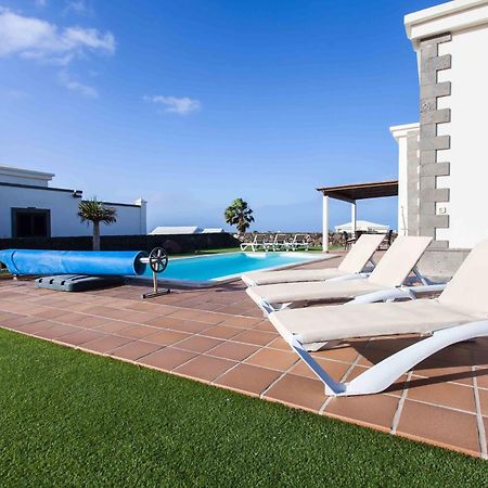 Villa Esterlicia Плайя-Бланка Екстер'єр фото