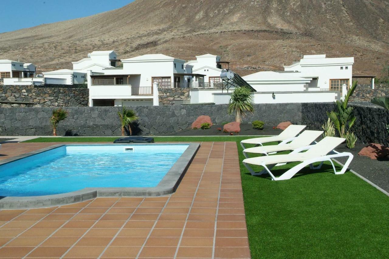 Villa Esterlicia Плайя-Бланка Екстер'єр фото